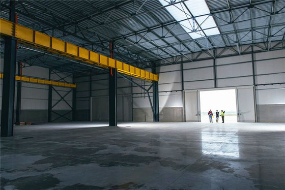 Struktur Rangka Baja Industri Modern Bangunan Bengkel Dengan Overhead Crane