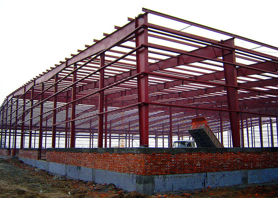 Bengkel Struktur Gudang Baja Siap Pakai / Konstruksi Bangunan Industri