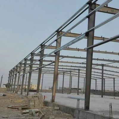 Pre-assembled/prefab Kualitas tinggi baja panjang rentang baja rangka baja struktur gudang