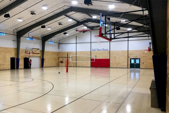Lapangan Basket Struktur Baja Prefabrikasi Multi-Lapangan Bentang Lebar