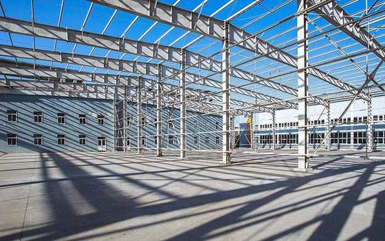 Lokakarya Struktur Baja Prefab dengan Crane Overhead