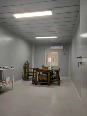 Rumah Kontainer Prefabrikasi Baja Galvanis tahan api 25 Tahun Hidup