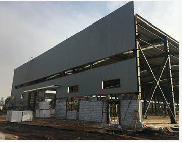 Gudang Struktur Baja Prefab Bentang Besar yang Dapat Disesuaikan Instalasi Mudah