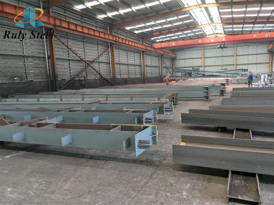 Kualitas tinggi Prefabrikasi Struktur Baja Bangunan Konstruksi Multi Story Besar Span Lokakarya Cold Storage Metal Shed
