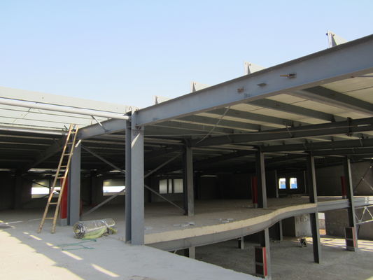 Storage Metal Frame Light Sandwich Panel Prefab Bangunan Struktur Cat Galvanis Baja Konstruksi Gudang