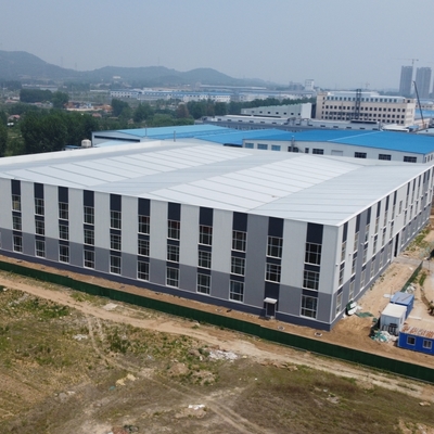 Gedung Gudang Struktur Baja Prefabrikasi Material Q235B Q355B