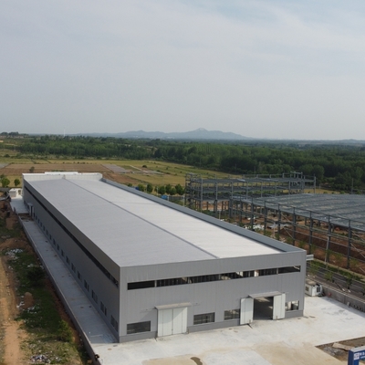Rangka Bengkel Baja Prefabrikasi dengan Panel Sandwich Wol Kaca