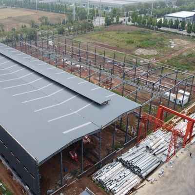 Hard Duty Prefabricated Steel Structure Warehouse untuk penyimpanan pabrik semen dengan baja Q235B/Q355B
