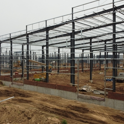 Gudang Struktur Baja 100m dengan 5T Crane Overhead