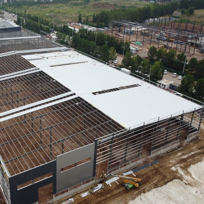 Gudang Baja Multi Span dengan Panel Rock Wool Bersertifikasi AISC BV CE