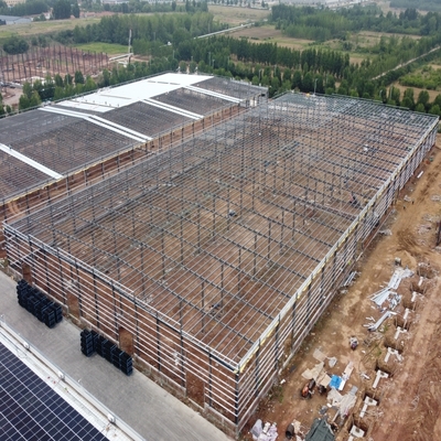 Gedung Baja PEB untuk Gudang Logistik dengan Umur Pakai 50 Tahun