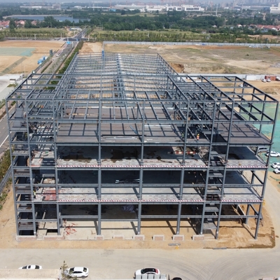Gedung Bengkel Baja Fabrikasi dengan Insulasi Wol Batu