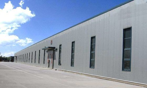 Gudang Baja Prefabrikasi Berinsulasi dengan Pelapis Seng Aluminium